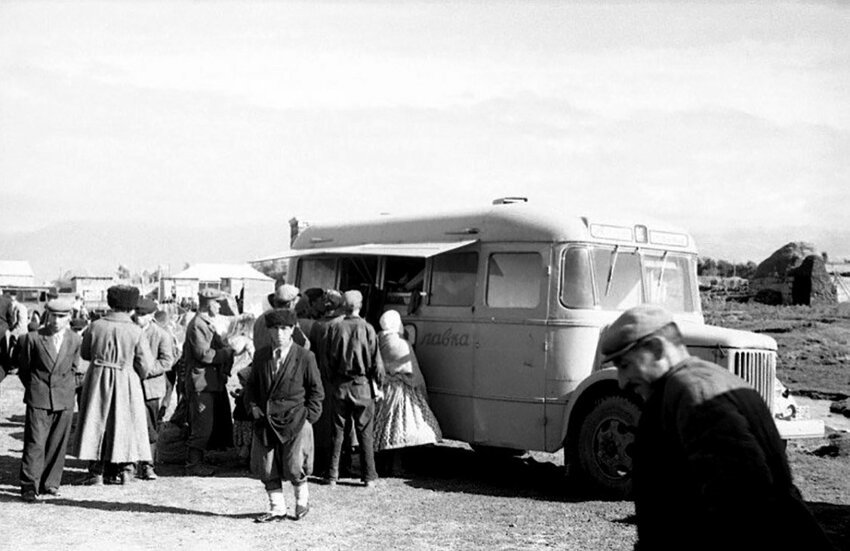 Автолавка, 1958 г. 